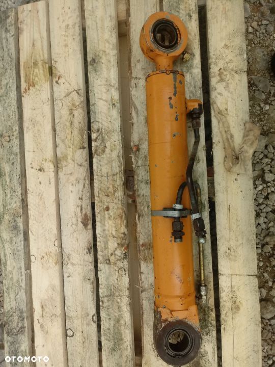 Siłownik Case 821C Nowy typ 78 50 45 - 10