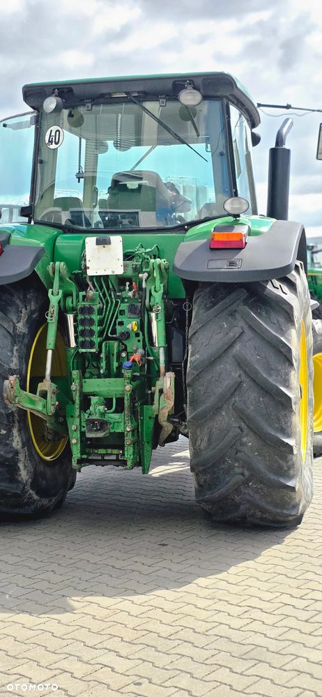 John Deere 7830 - 9
