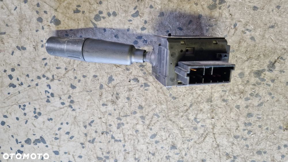 LIGIER AMBRA PRZEŁĄCZNIK WYCIERACZEK - 2