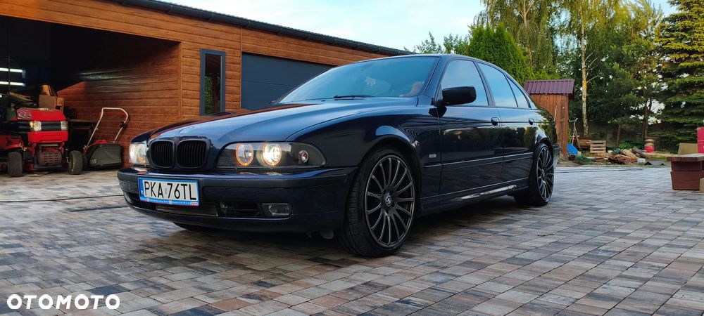 BMW Seria 5 - 1