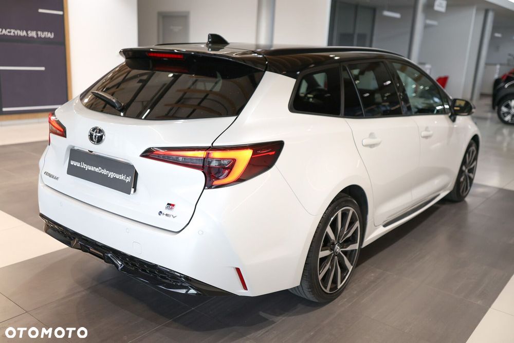 Toyota Corolla 2.0 Hybrid GR Sport Dynamic - 10