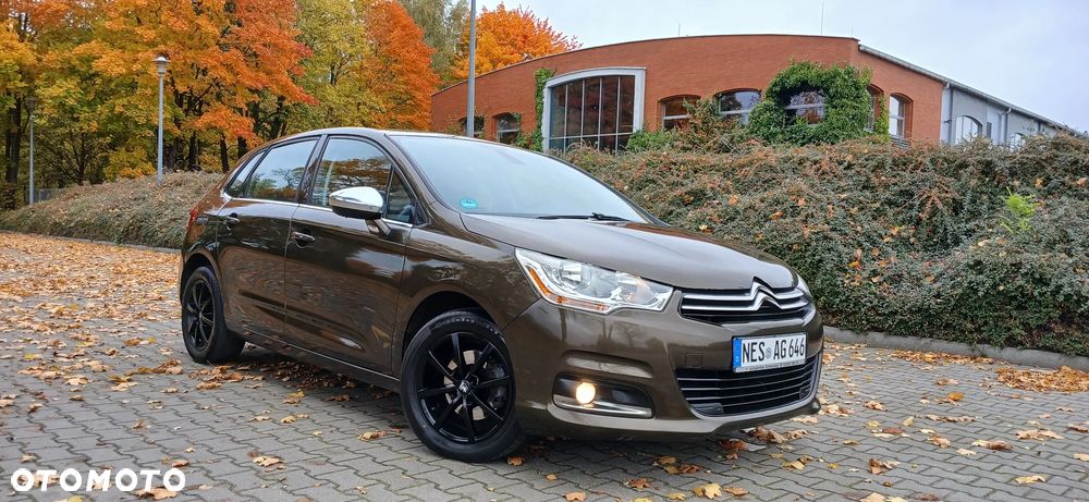 Citroën C4 e-HDi 115 Exclusive - 3