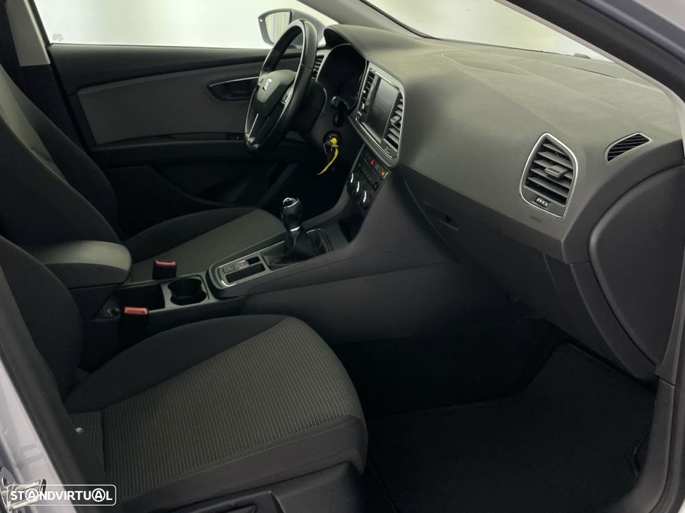 SEAT Leon 1.6 TDI Style S/S — fotografia 22