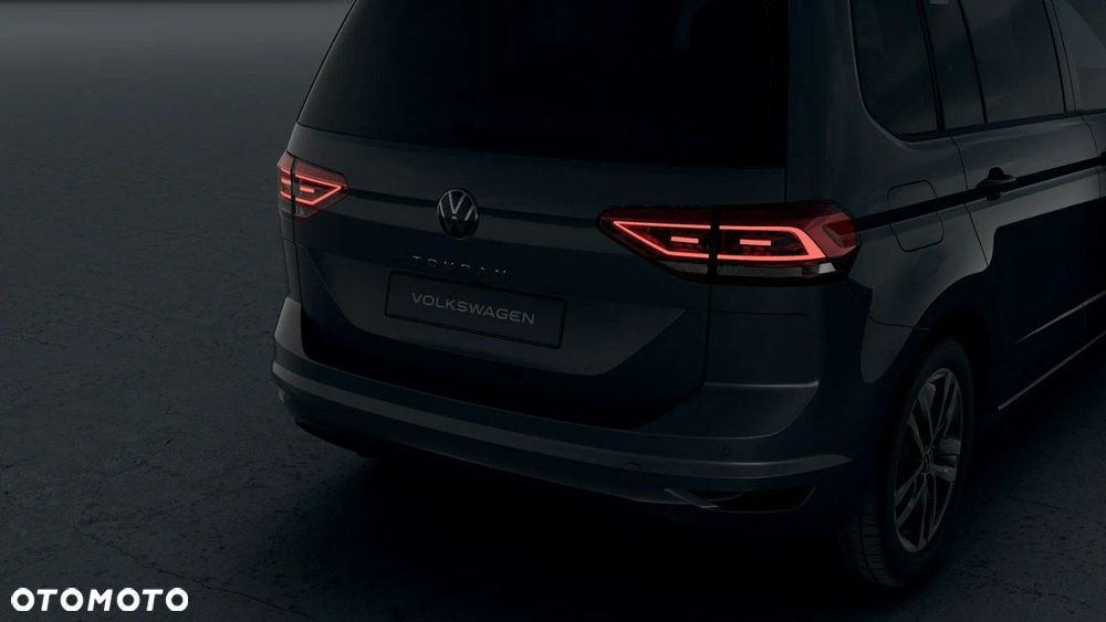 Volkswagen Touran - 8