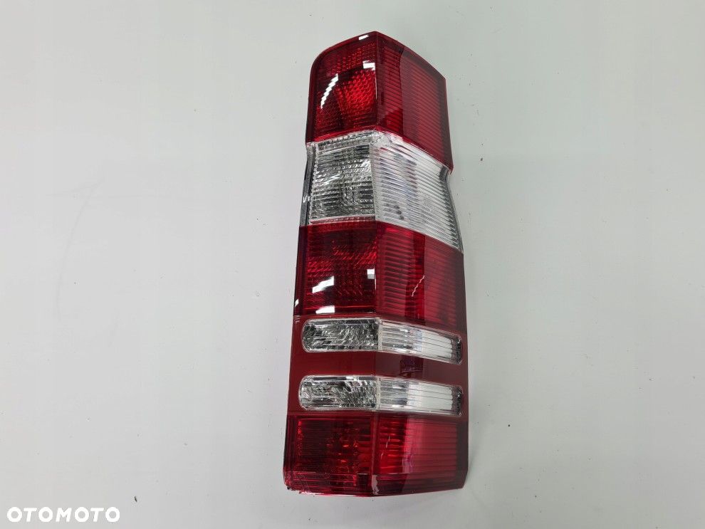 MERCEDES SPRINTER 906 W906 PRAWA TYLNA LAMPA DEPO - 1