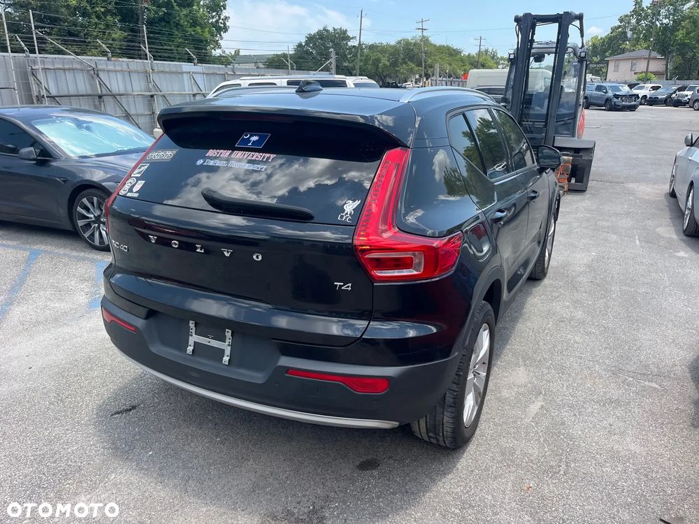 Volvo XC 40 T4 Geartronic Momentum - 4