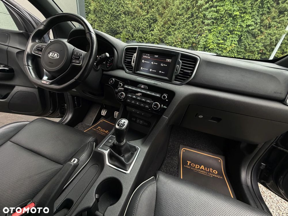 Kia Sportage - 16