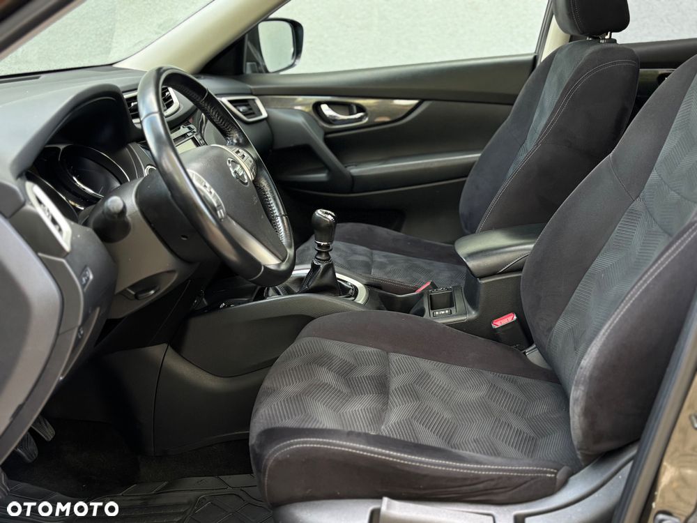 Nissan X-Trail 1.6 DIG-T Tekna 2WD - 32