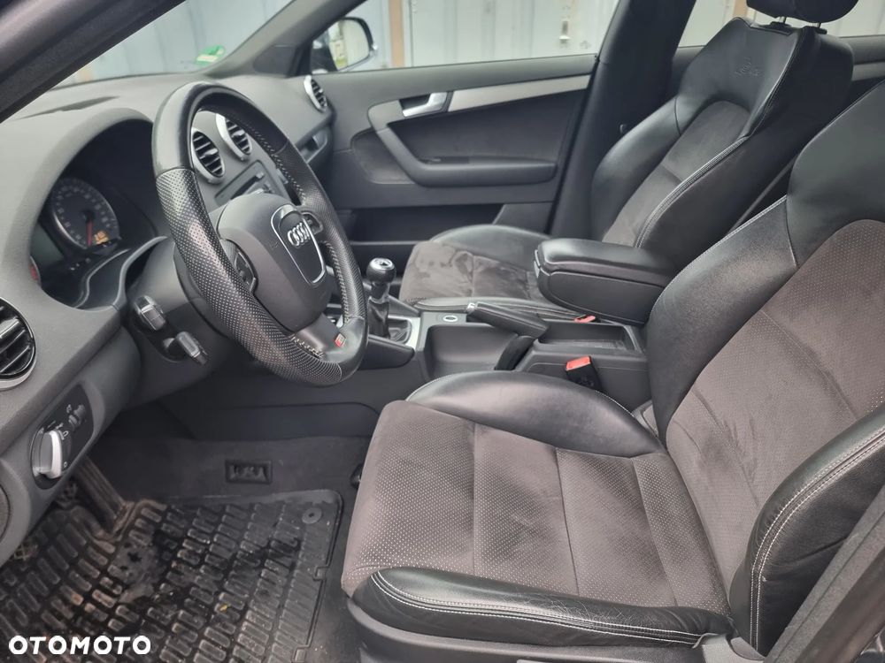 Audi A3 Sportback 1.8 TFSI Attraction - 15