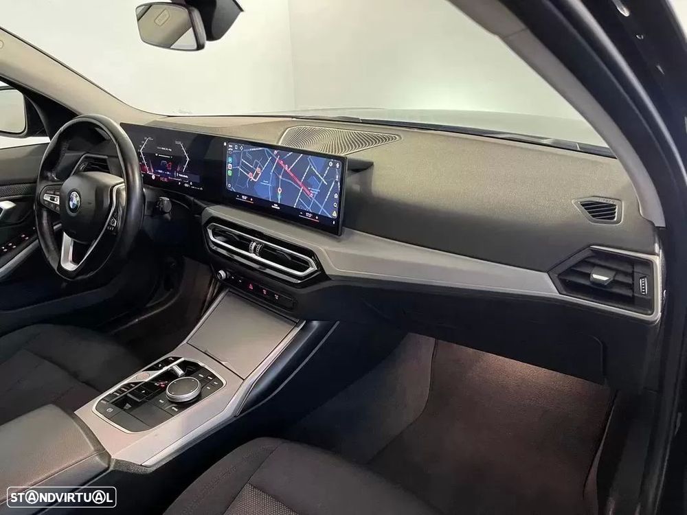BMW 318 d Auto — fotografia 16