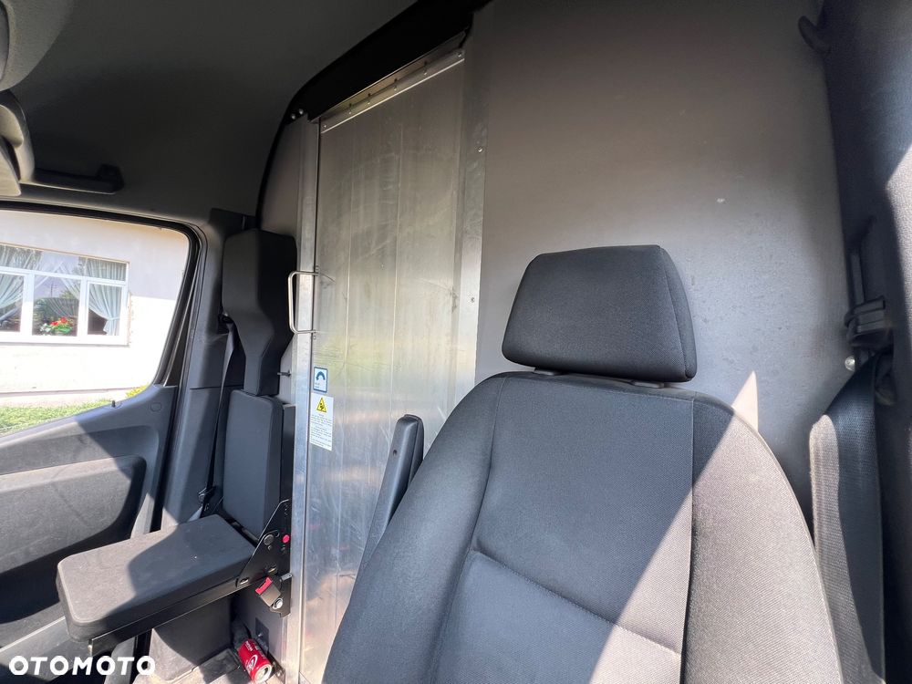 Mercedes-Benz SPRINTER 907 Maxi - 28