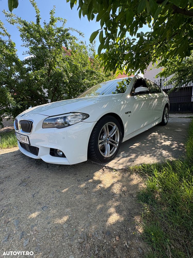BMW Seria 5 520i - 2