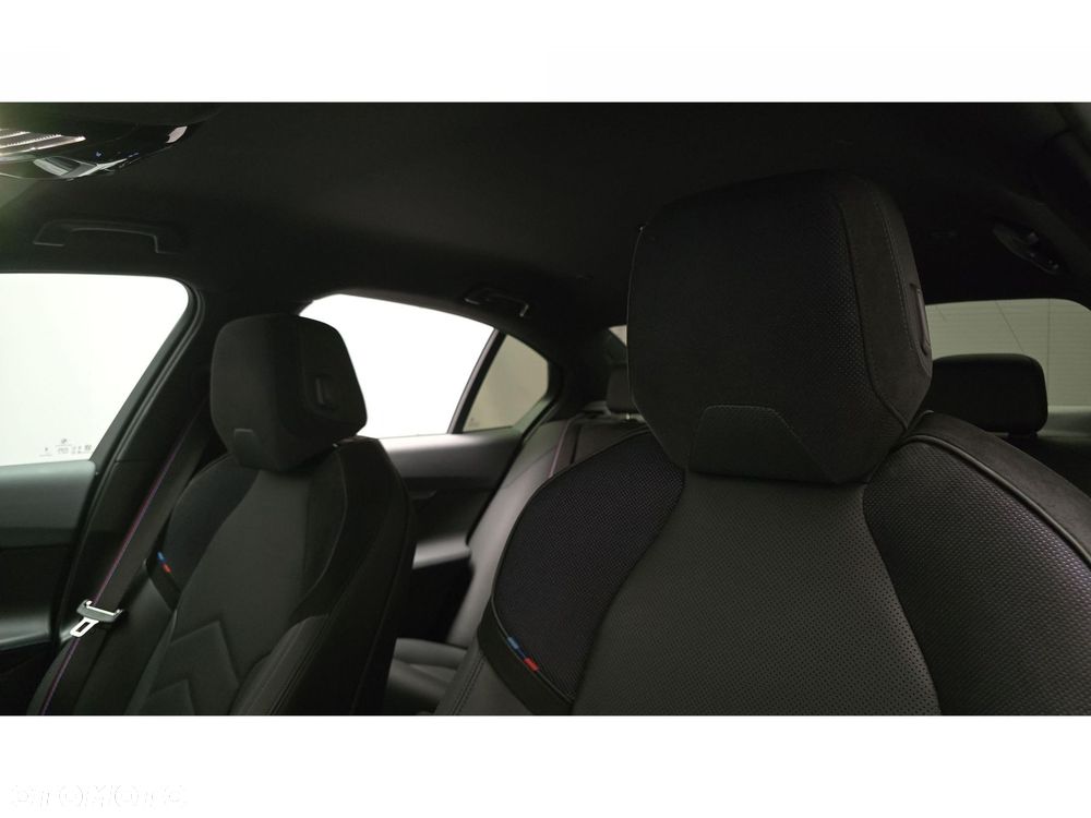 BMW Seria 5 520d xDrive mHEV M Sport - 18