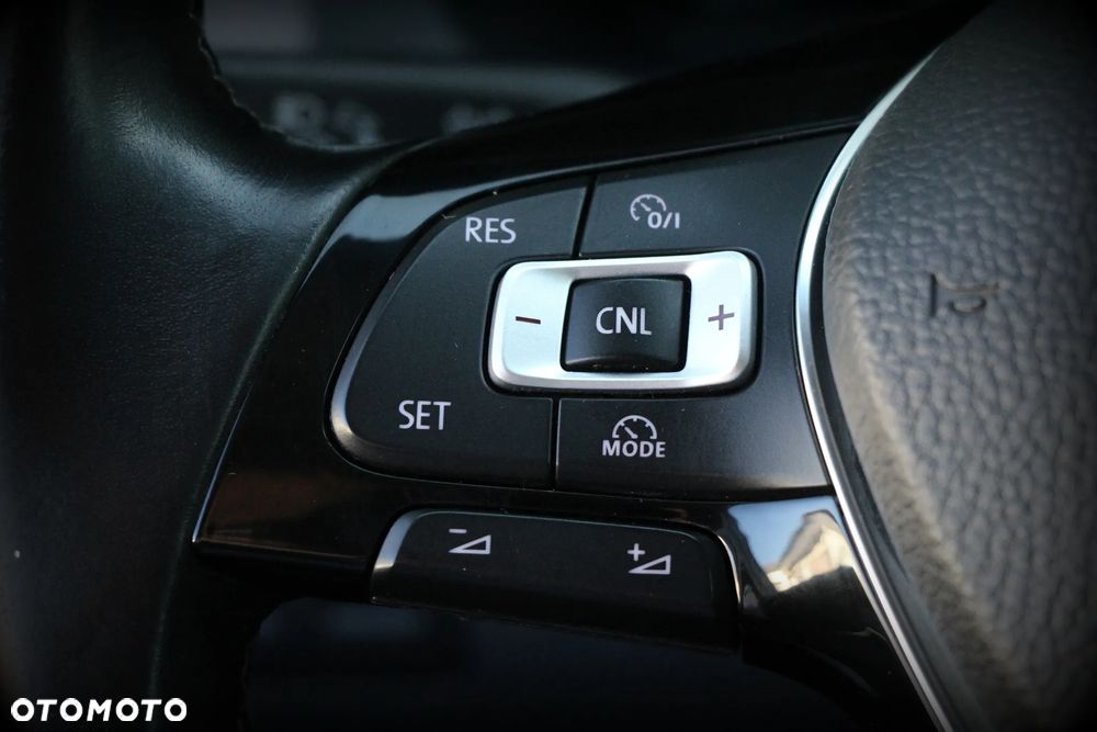 Volkswagen Caddy 2.0 TDI Comfortline DSG - 29