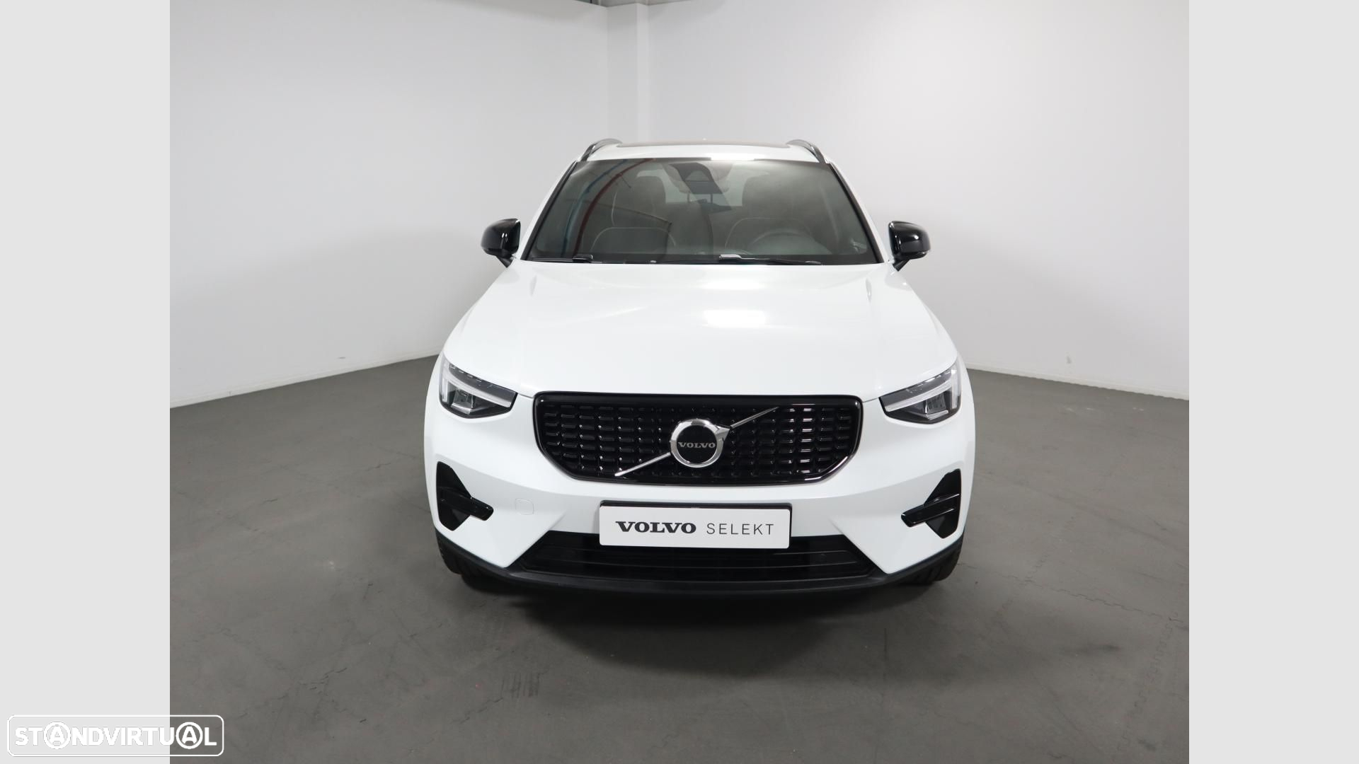 Volvo XC 40 1.5 T2 Plus Dark Auto - 5