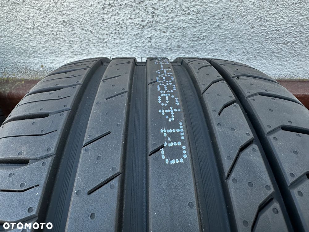 245 35 19 Renault Megane RS Trophy Nissan  POLECAM - 8