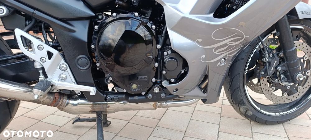 Suzuki GSX - 25