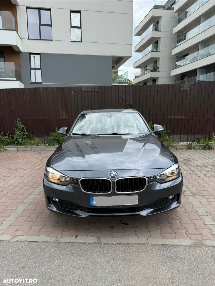 BMW Seria 3 320d DPF Aut. Edition Exclusive - 3