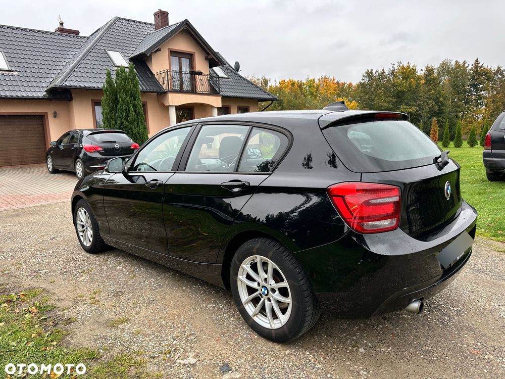 BMW Seria 1 116i - 6