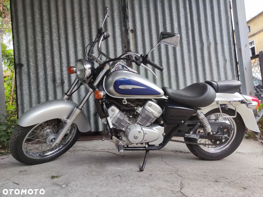 Honda Shadow - 4