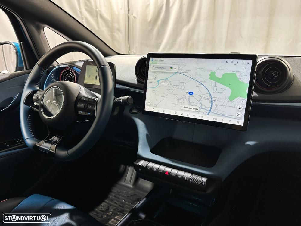 BYD Dolphin 60.4 kWh Design - 37