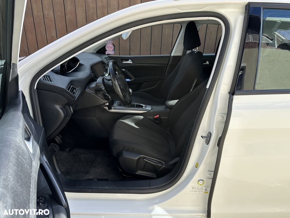 Peugeot 308 SW BlueHDi 130 Stop & Start Active Pack - 13