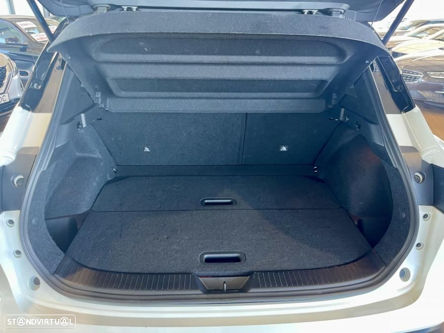 Nissan Qashqai 1.3 DIG-T N-Connecta LED - 29