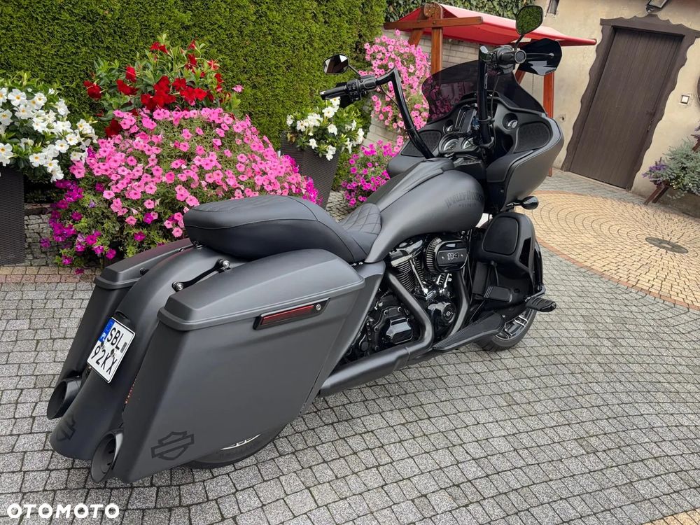 Harley-Davidson Touring Road Glide - 13