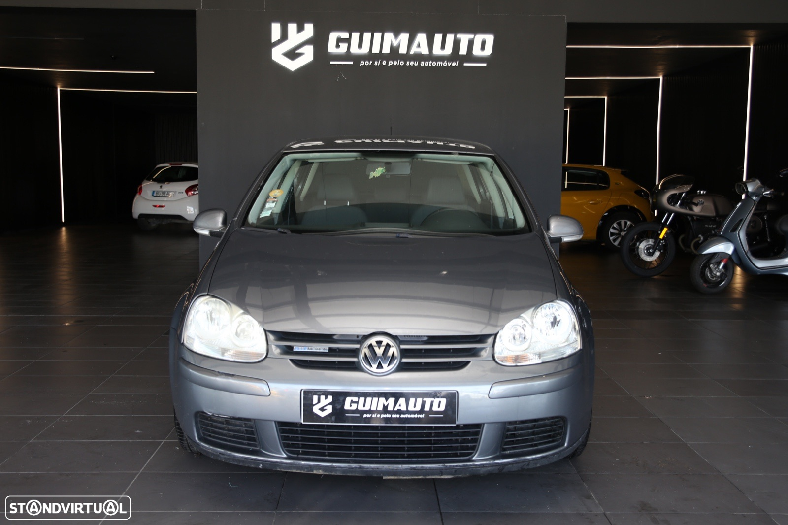 VW Golf 1.9 TDi BlueM. Confortline - 3