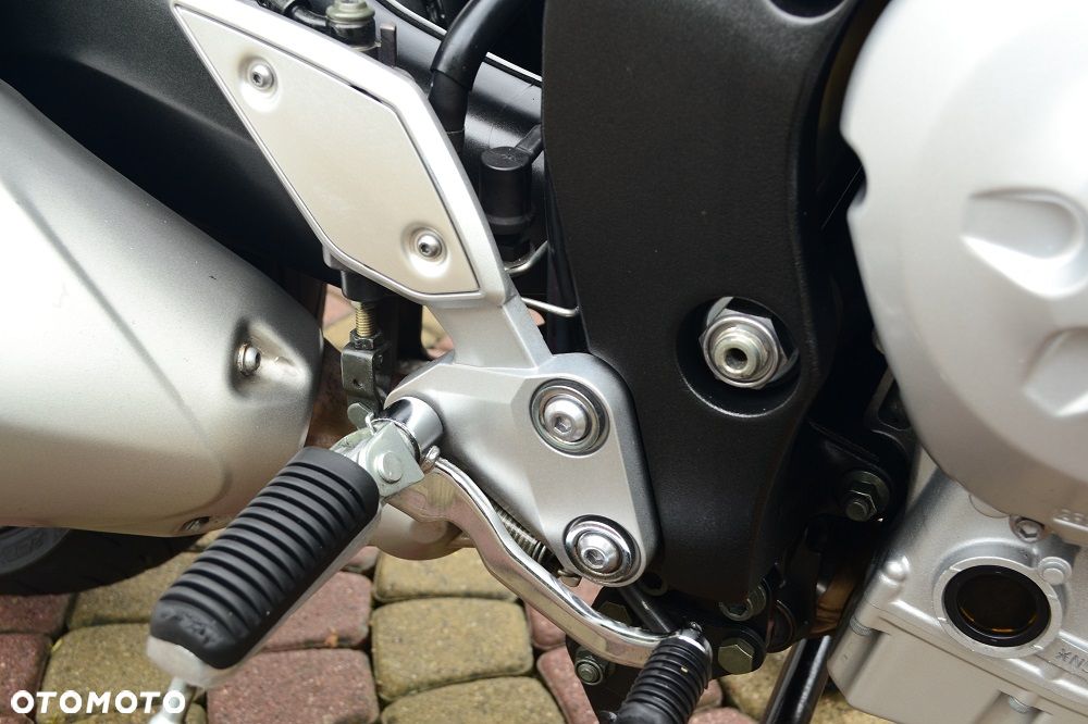 Yamaha FZ - 14