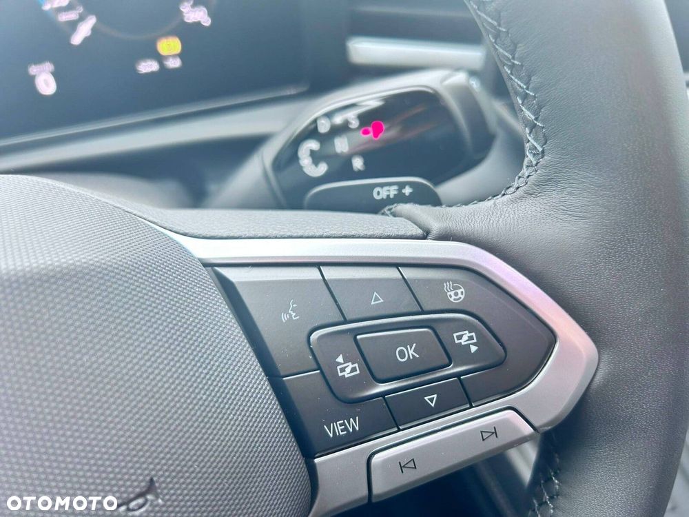 Volkswagen T-Roc - 25