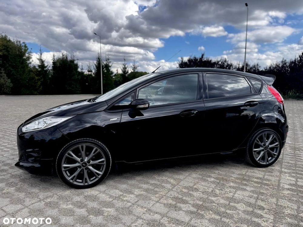 Ford Fiesta 1.0 EcoBoost Start-Stop ST-LINE - 2