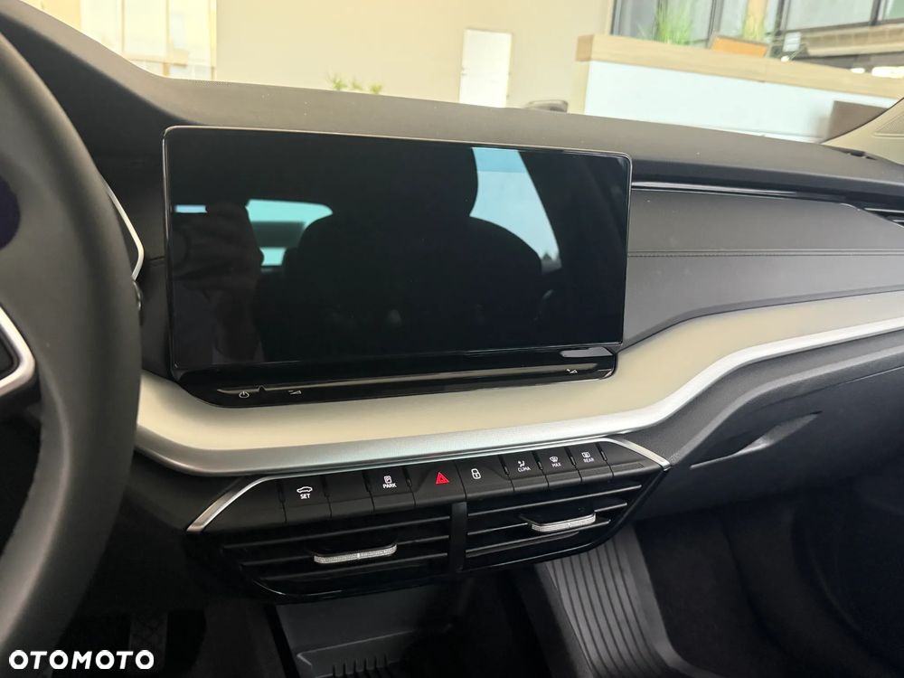 Skoda Octavia 2.0 TDI Edition 130 Selection DSG - 24