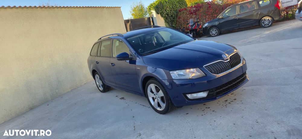 Skoda Octavia Combi 1.6 TDI (Green tec) Joy - 4