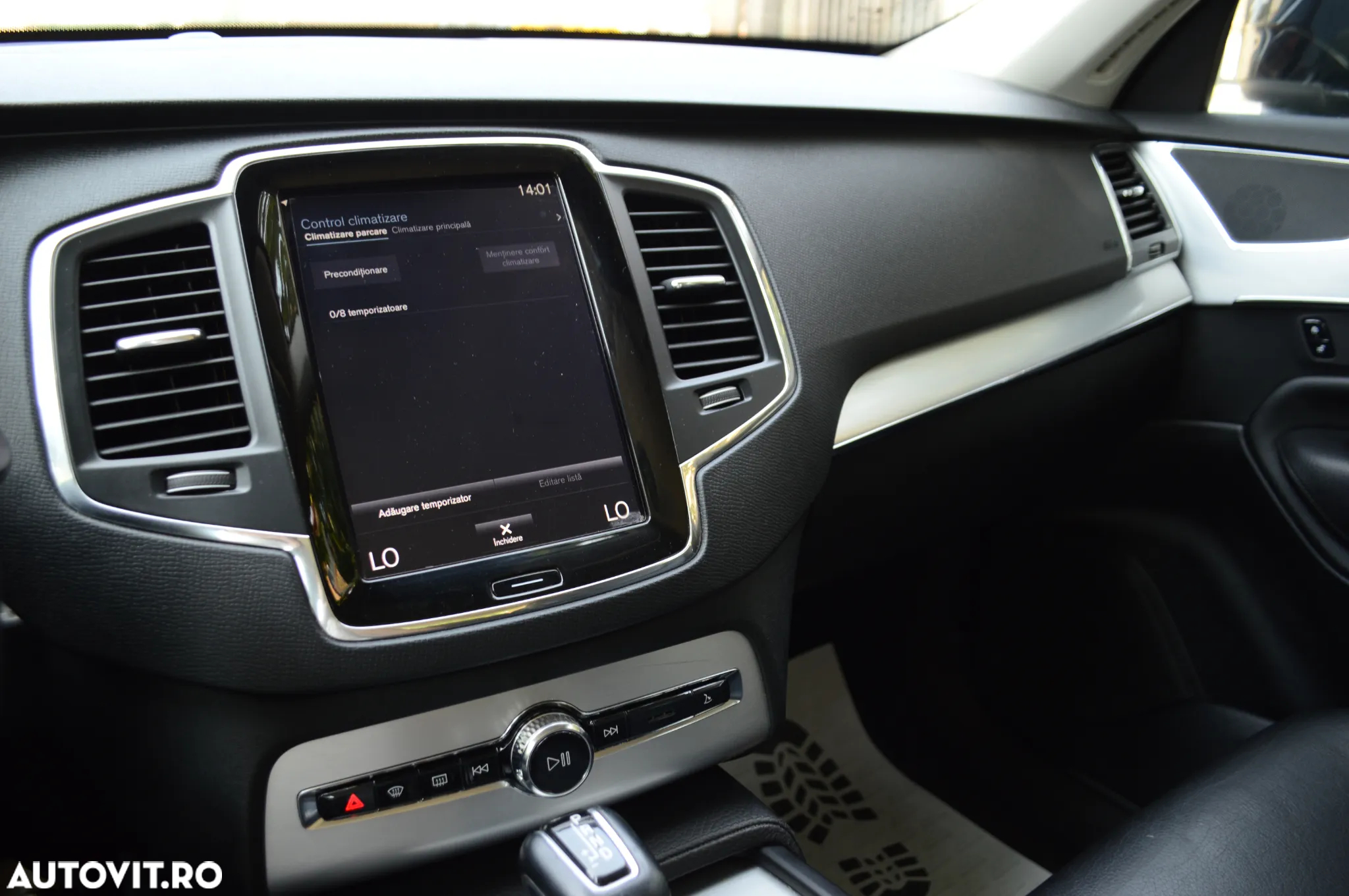 Volvo XC 90 B5 D AWD Geartronic Momentum Pro - 16