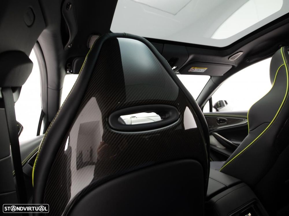 Aston Martin DBX 707 - 12