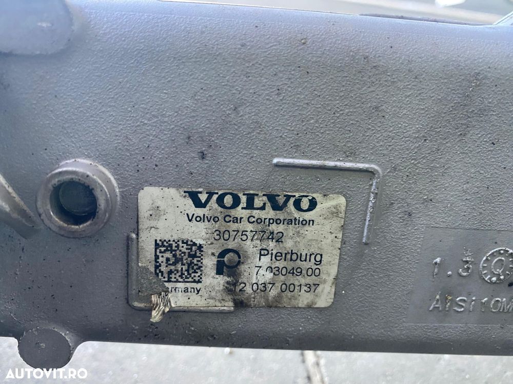 EGR Volvo S60 V60 XC70 XC60 V40 S40 31325030 30757778 36000998 - 2