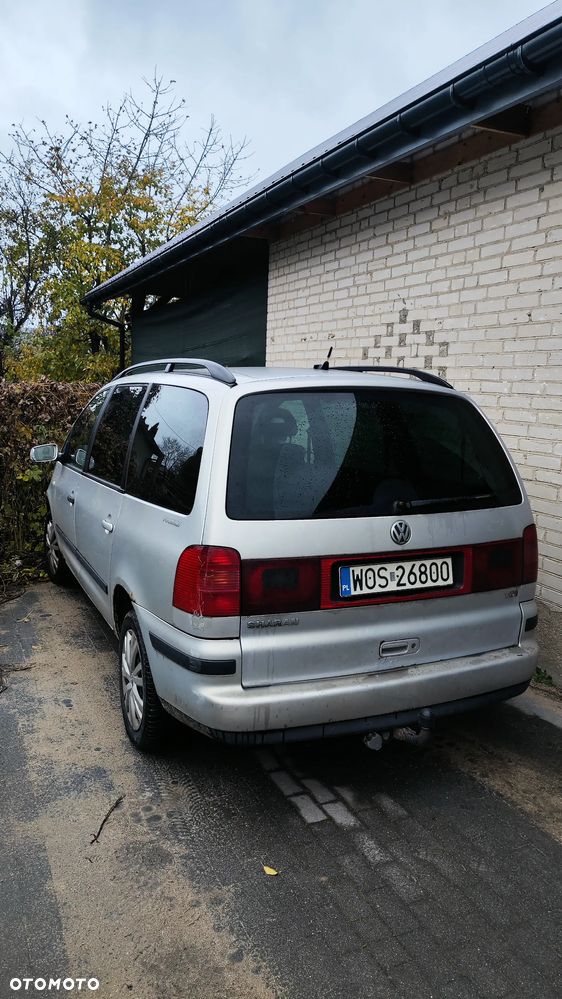 Volkswagen Sharan 1.9 TDI Comfortline - 9
