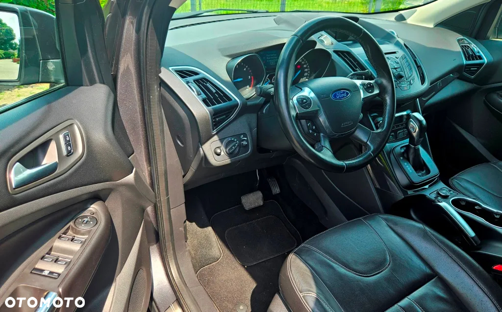Ford Kuga 2.0 TDCi 4x4 Titanium - 15