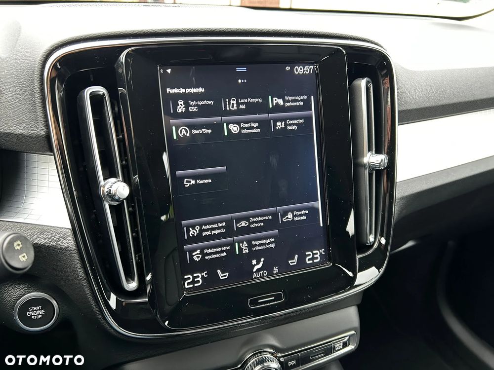 Volvo XC 40 T5 AWD Momentum - 20