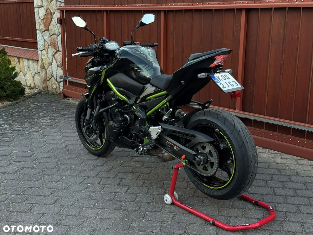 Kawasaki Z 900 - 5