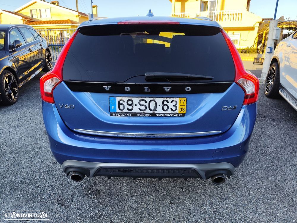 Volvo V60 2.4 D6 R-Design AWD Phev - 6
