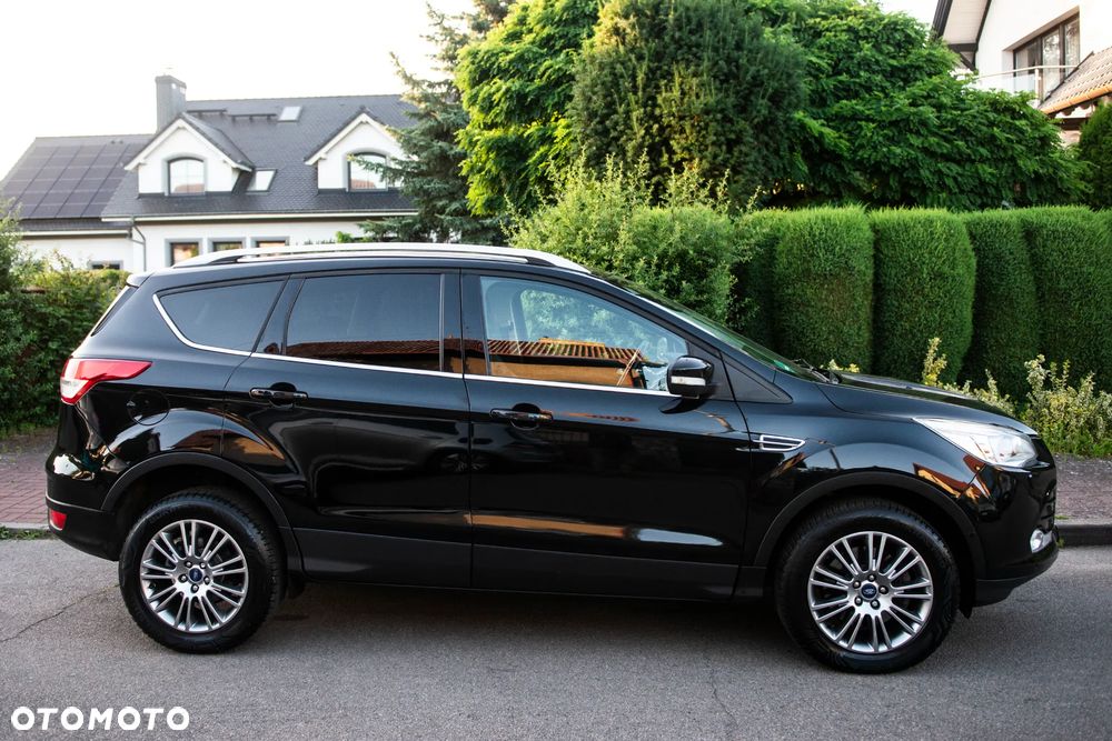 Ford Kuga 2.0 TDCi 4x4 Titanium - 4