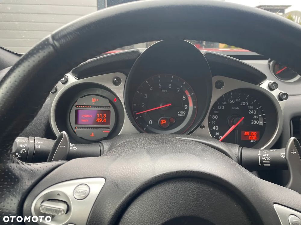 Nissan 370 Z 3.7 V6 Platinum EU6 - 8
