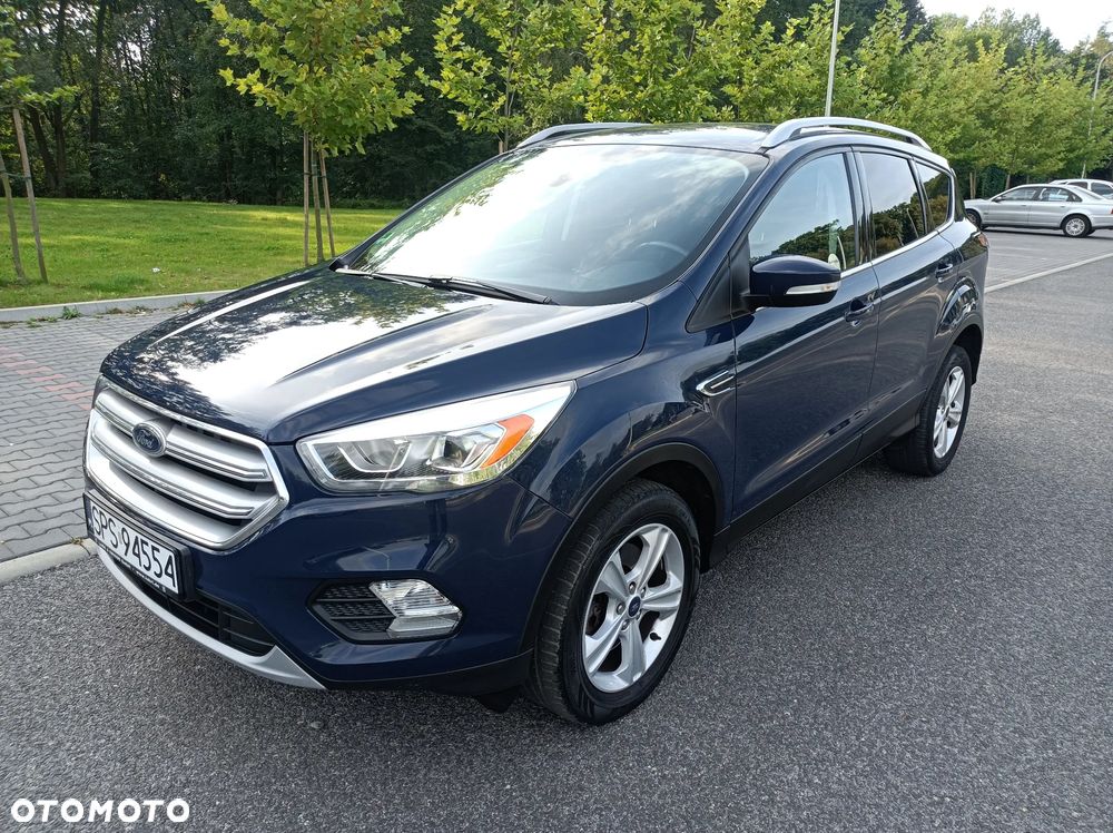 Ford Kuga 2.0 TDCi 2x4 Business Edition - 2