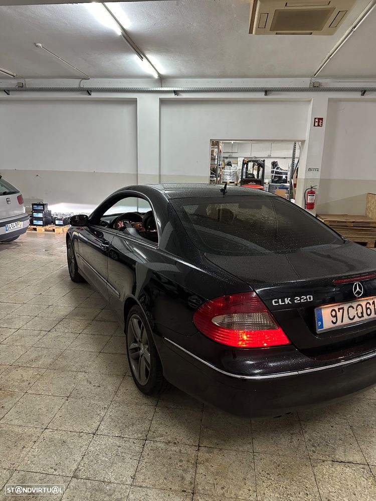 Mercedes-Benz CLK 220 CDi Avantgarde Aut. - 6