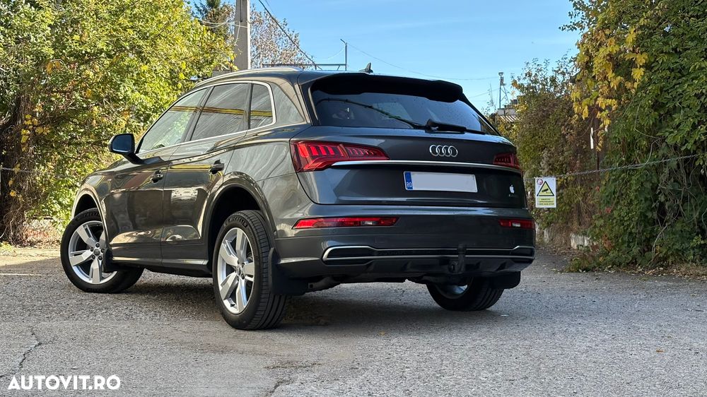 Audi Q5 2.0 40 TDI quattro S tronic Sport - 4