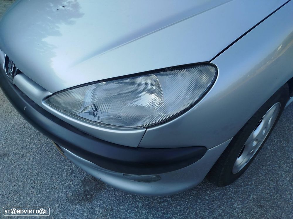 Peugeot 206 1.1 XR Présence - 6