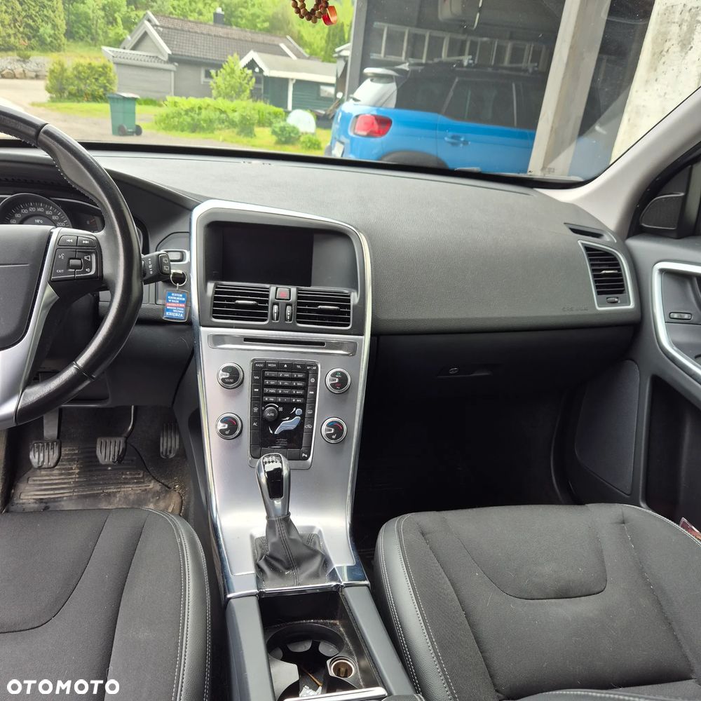 Volvo XC 60 D3 Momentum - 2