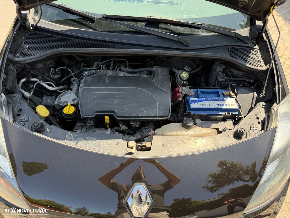 Renault Clio 1.2 16V Pack - 16